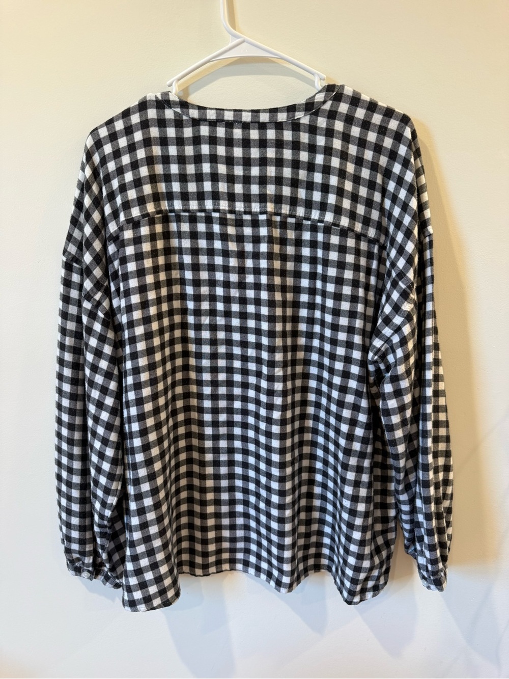 AE Blouse - Picture 5 of 9